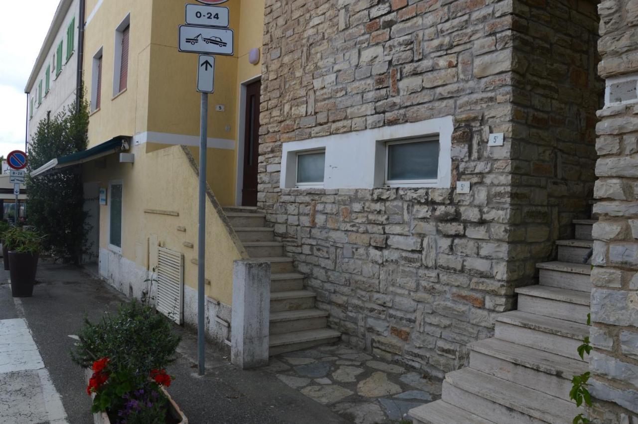 Alberto Quadrilocale A Soli 150M Dal Mare Марина-ди- Кастаньето Экстерьер фото