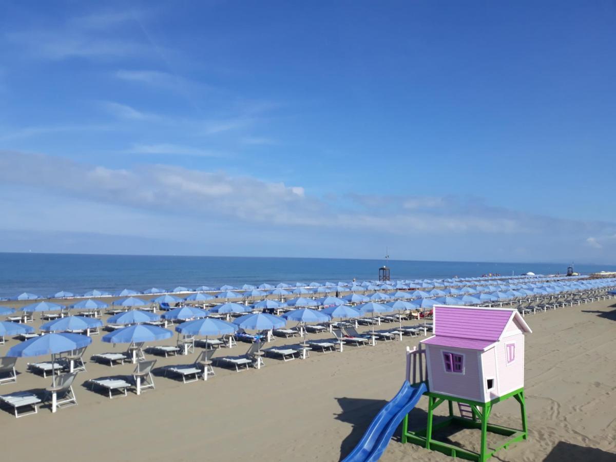 Alberto Quadrilocale A Soli 150M Dal Mare Марина-ди- Кастаньето Экстерьер фото