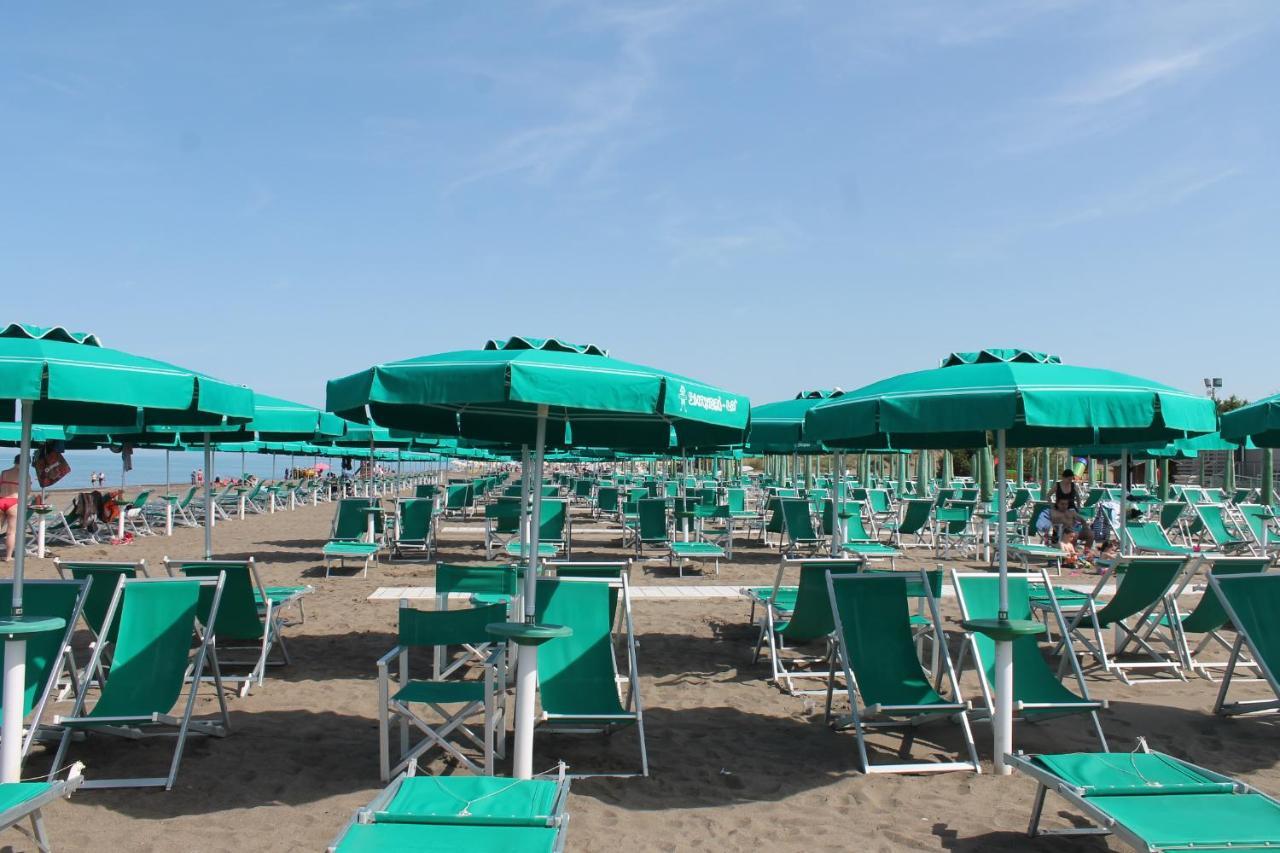 Alberto Quadrilocale A Soli 150M Dal Mare Марина-ди- Кастаньето Экстерьер фото